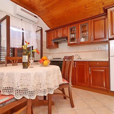 Apartments Peselj Smokvica  الغرفة الصورة
